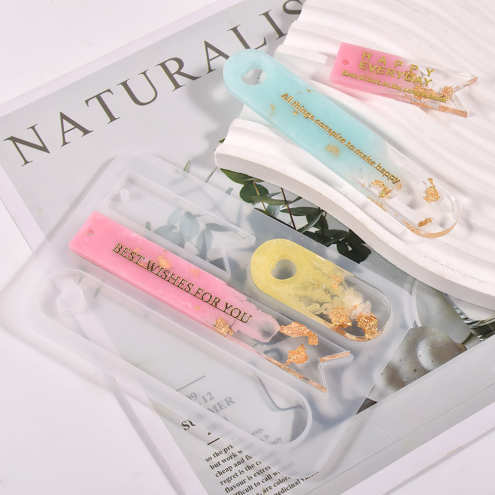 Oval Bookmark Silicone Mold He - مراجعة Resin Art Made Simple Book وسعره