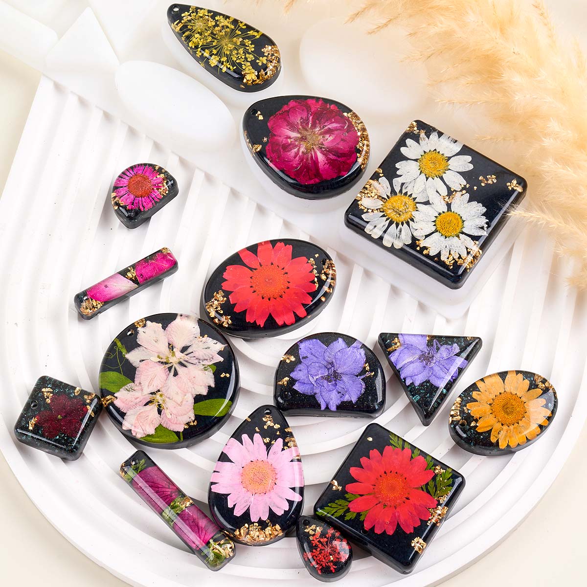 Time Stone Pendant Silicone Mo - مراجعة Resin Art A Keychain وسعره