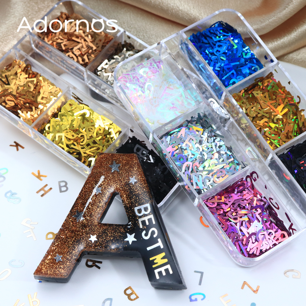 Holographic English Alphabet S - مراجعة Resin Art Letter Keychain وسعره