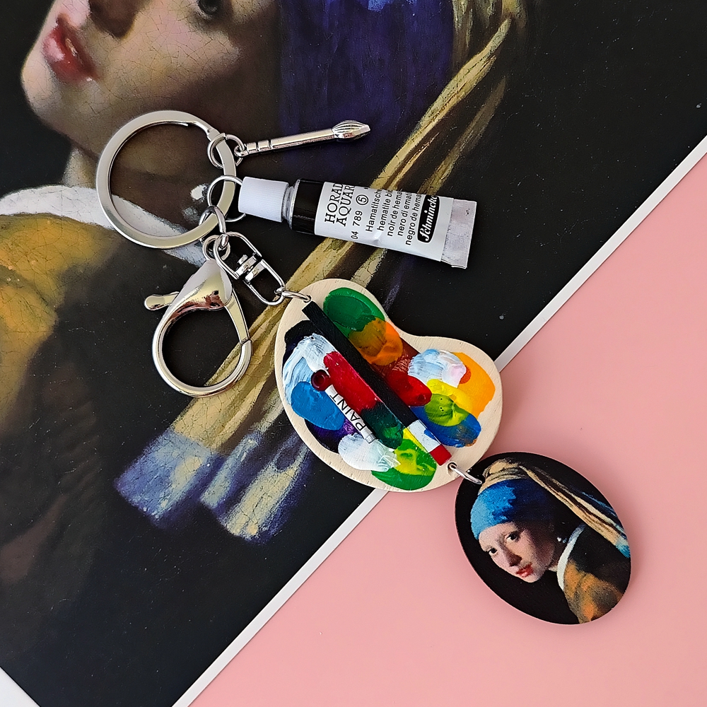 Girl with a Pearl Earring Van  - مراجعة Resin Art A Keychain وسعره