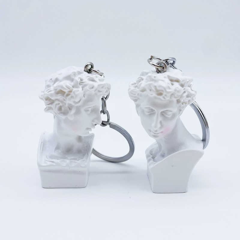 Mini Plaster Statue Key Chain, - مراجعة Resin Art A Keychain وسعره